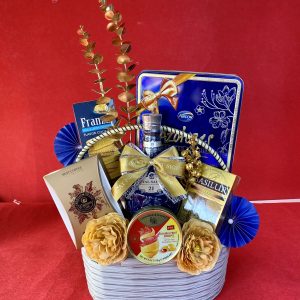 Cao Minh gift - chuyên cung cấp hộp quà tết số lượng lớn với nội dung in logo theo yêu cầu của khách hàng