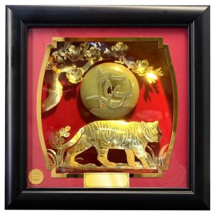 Cao Minh gift - chuyên cung cấp tượng hổ mạ vàng in logo số lượng lớn với nội dung theo yêu cầu của khách hàng