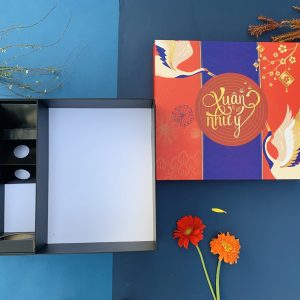 Cao Minh gift - chuyên cung cấp hộp quà tết in logo số lượng lớn với nội dung theo yêu cầu của khách hàng