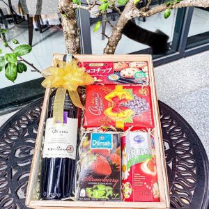 Cao Minh gift - chuyên cung cấp set quà tết in logo số lượng lớn với nội dung theo yêu cầu của khách hàng