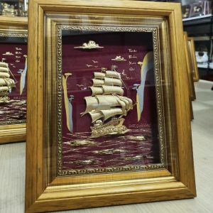 Cao Minh gift - chuyên cung cấp tranh phong thủy dát vàng in logo số lượng lớn với nội dung theo yêu cầu của khách hàng