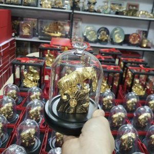 Cao Minh gift - chuyên cung cấp tượng hổ mạ vàng in logo số lượng lớn với nội dung theo yêu cầu của khách hàng