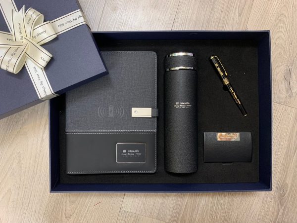 Bộ gift set cao cấp in logo Manulife