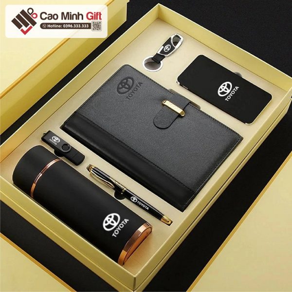 Cao Mình gift - chuyên cung cấp bộ gift set in logo số lượng lớn với nội dung theo yêu cầu của khách hàng