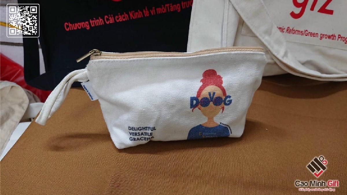 Túi canvas in logo - Lựa chọn quà tặng thân thiện môi trường chi phí rẻ