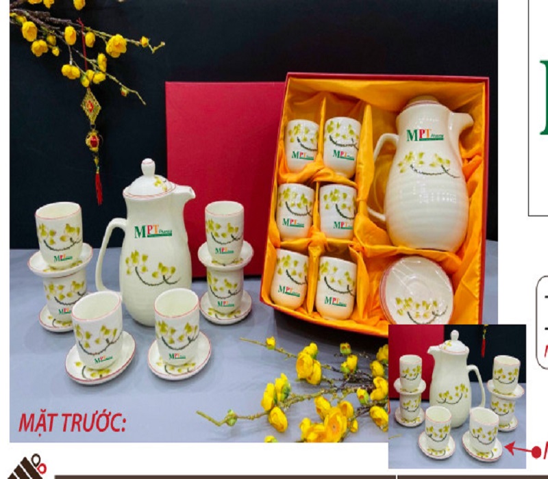 Bộ ấm + cốc to cao sứ sạch men xanh