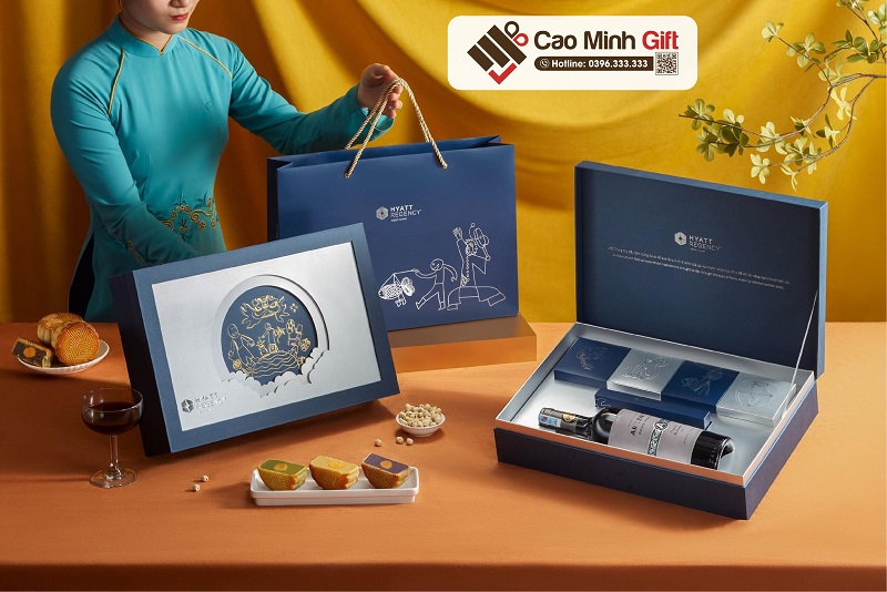 Hộp bánh trung thu in logo hiện đại