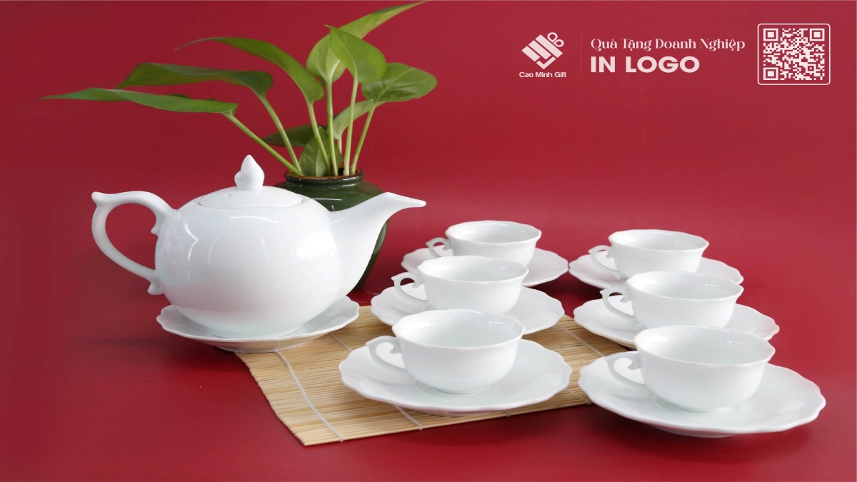 Ấm chén quà tặng in logo