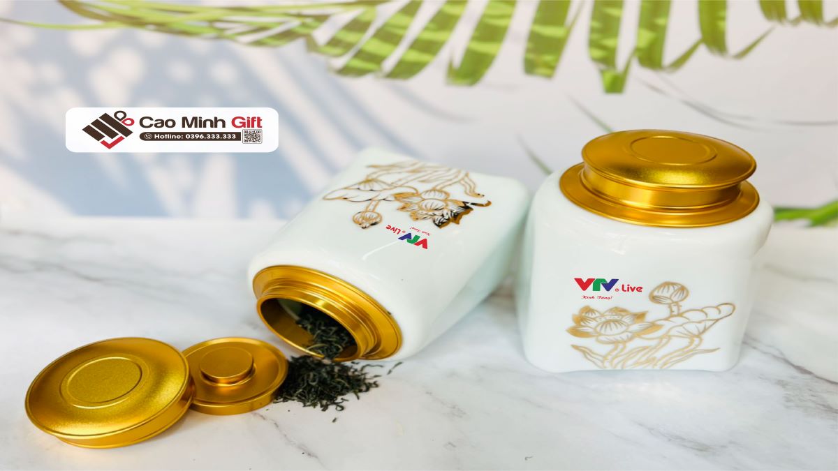 Hũ đựng trà bằng gốm sứ