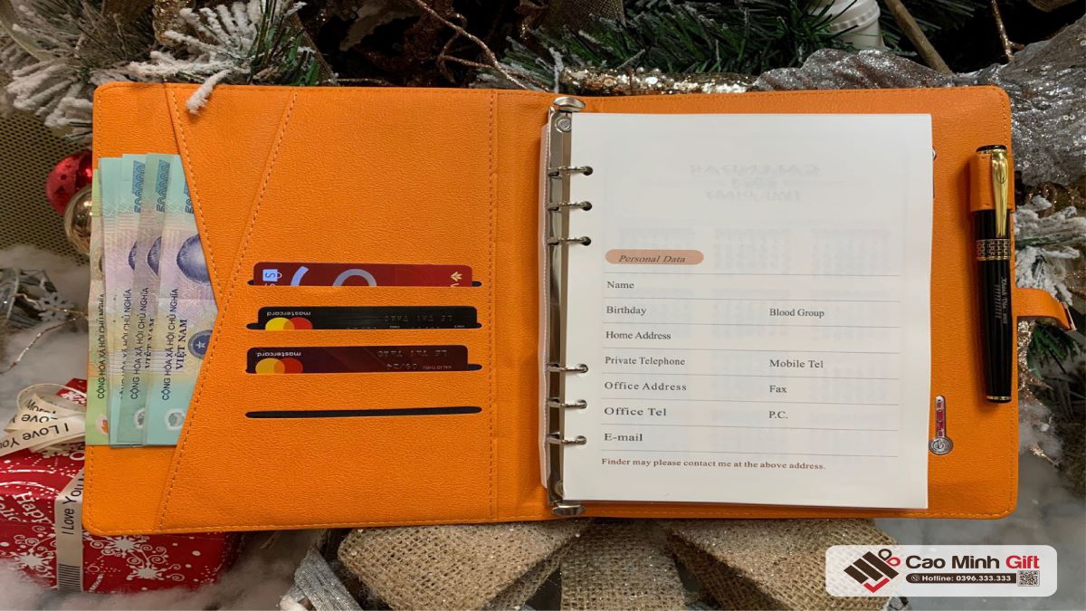 tặng quà cho sếp