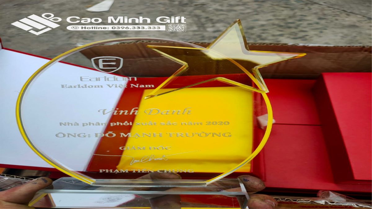 quà tặng biểu trưng