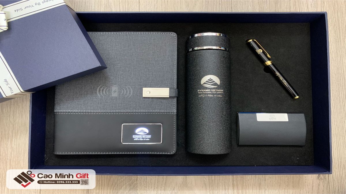 quà tặng chăm sóc khách hàng