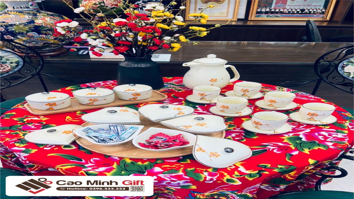 bộ quà tặng ấm chén & khay đựng mứt