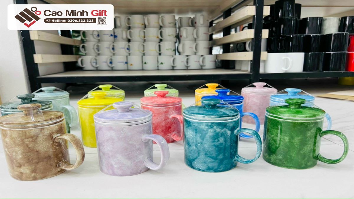 mẫu cốc sứ in logo