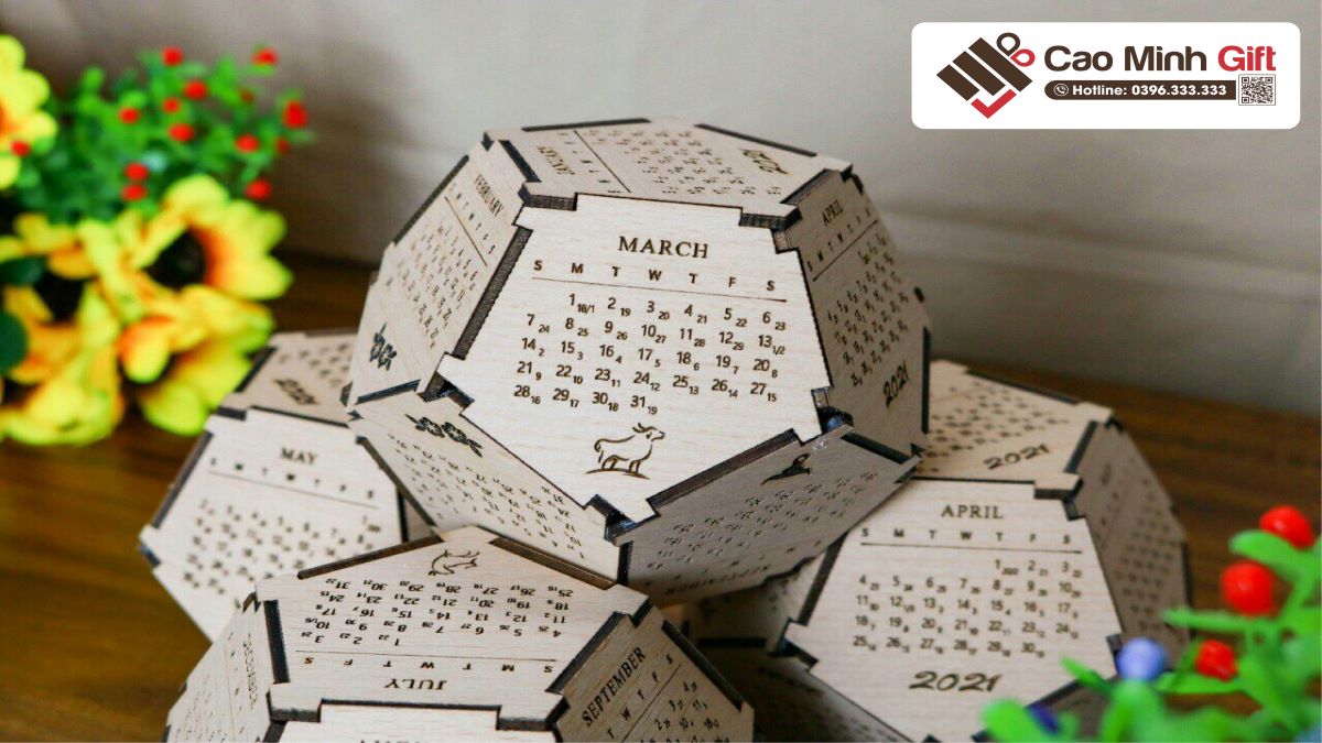 Báo giá lịch gỗ để bàn