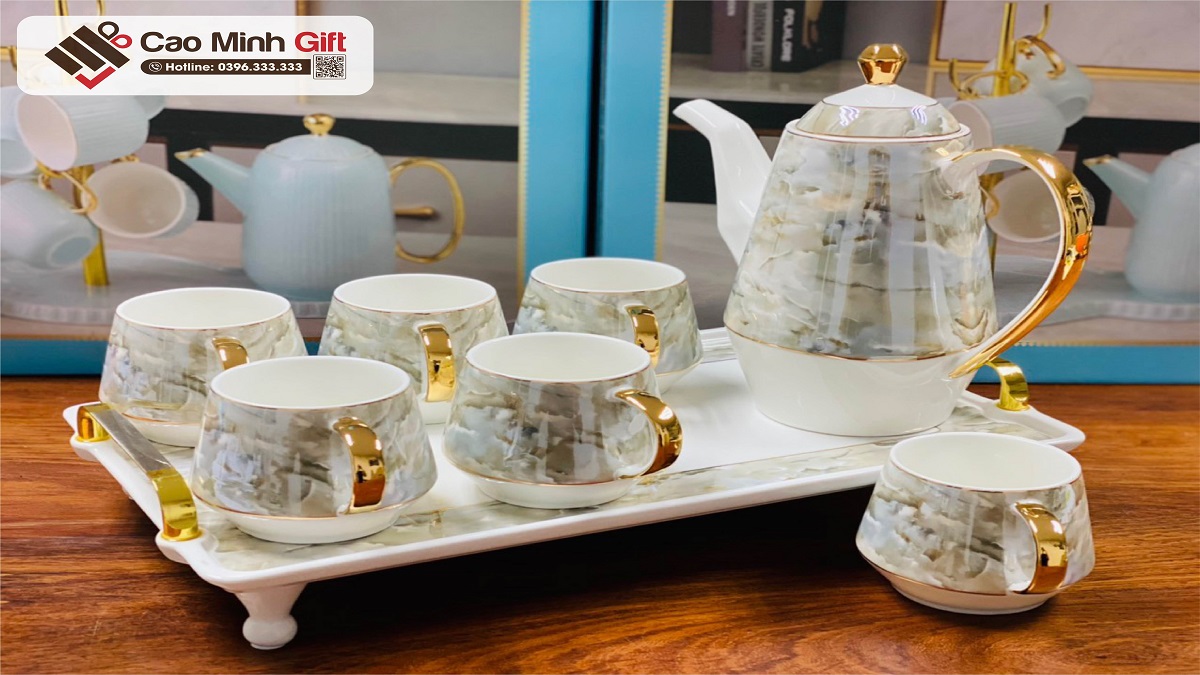 Quà tặng tháng công nhân