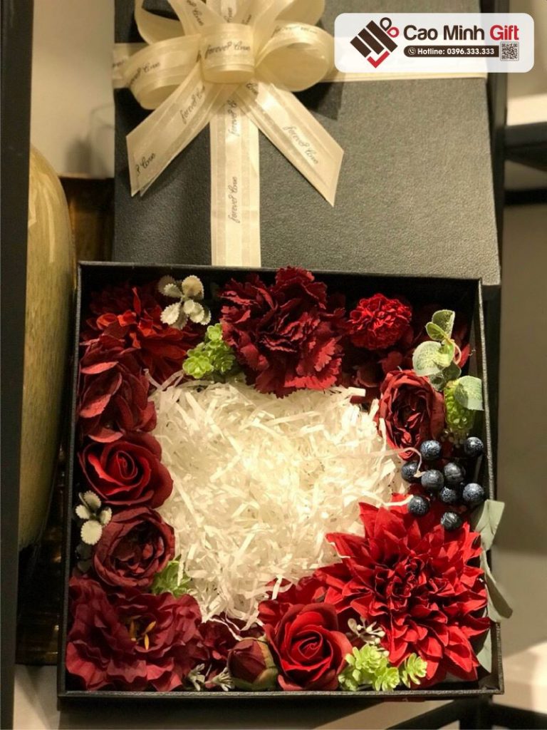 quà tặng Valentine cho bạn gái