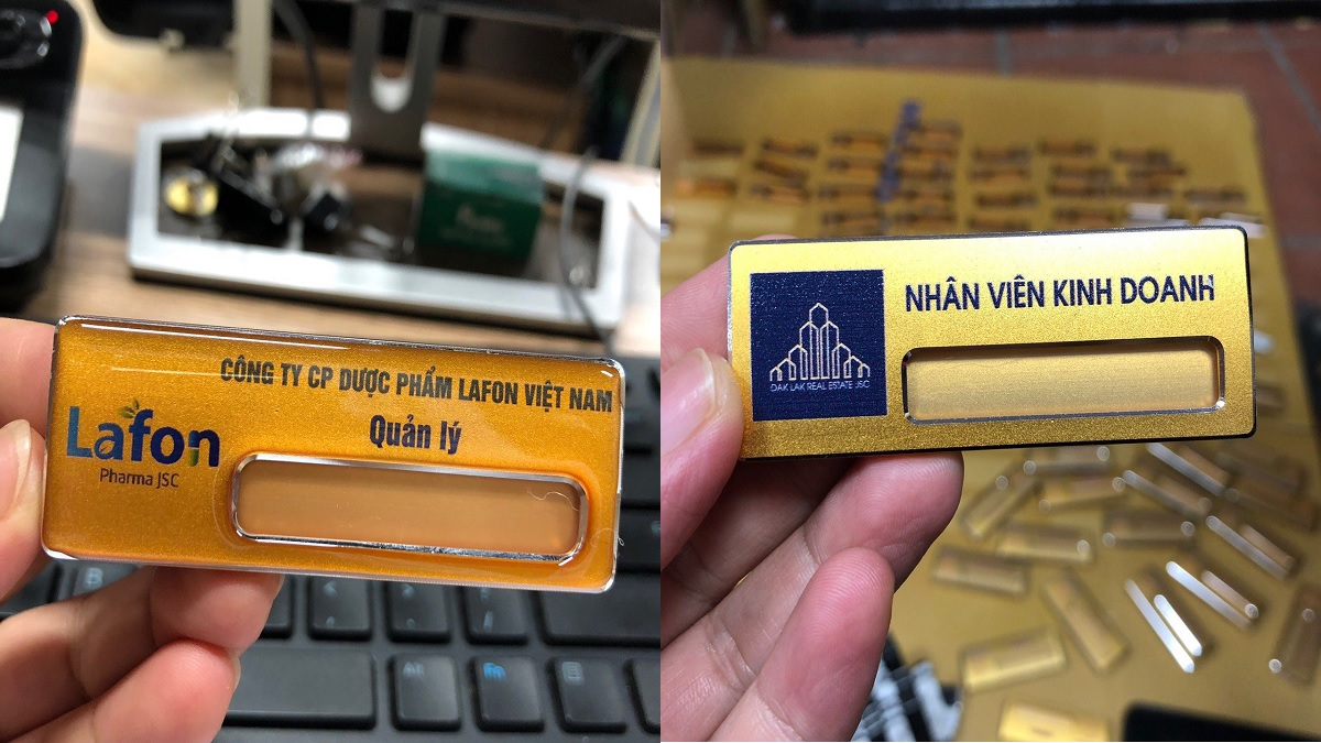 In bảng tên nhân viên