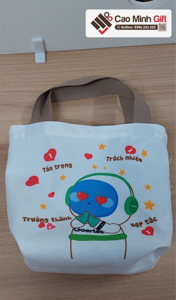 Quà tặng siêu thị mẹ & bé