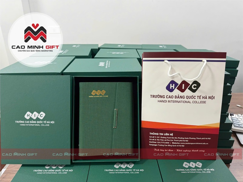 Gift set sổ và hộp đựng sang trọng kèm túi xách chắc chắn cho các tổ chức giáo dục