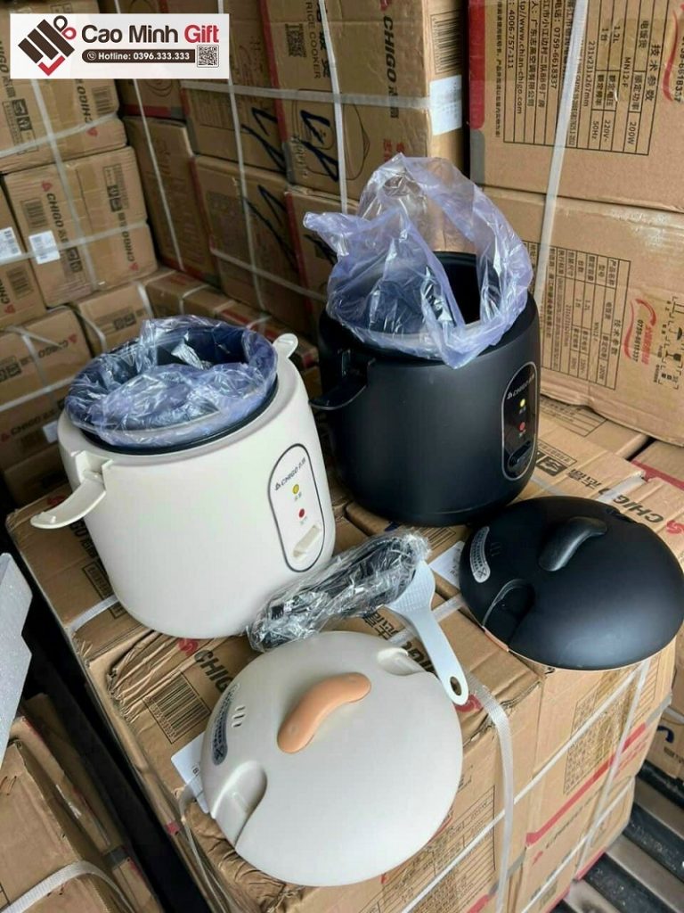 Nồi cơm điện mini Chigo in logo