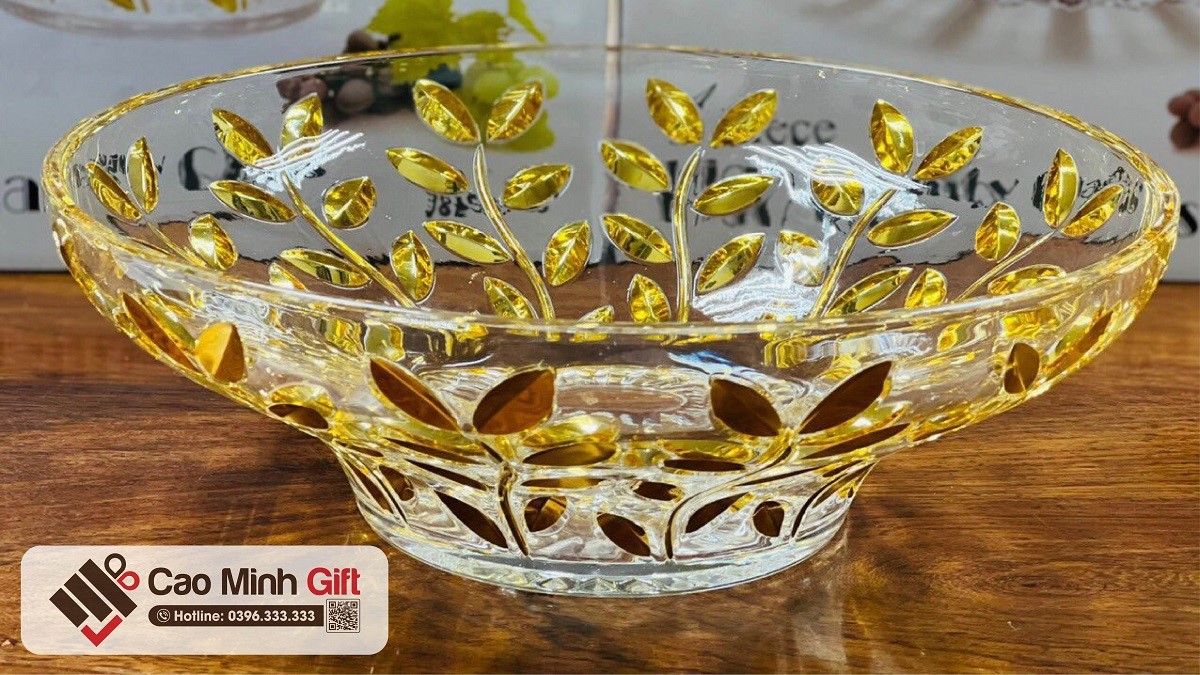 Bát thả hoa pha lê