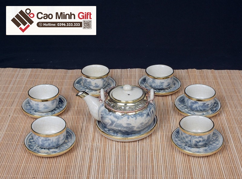 Bộ ấm chén Bát Tràng