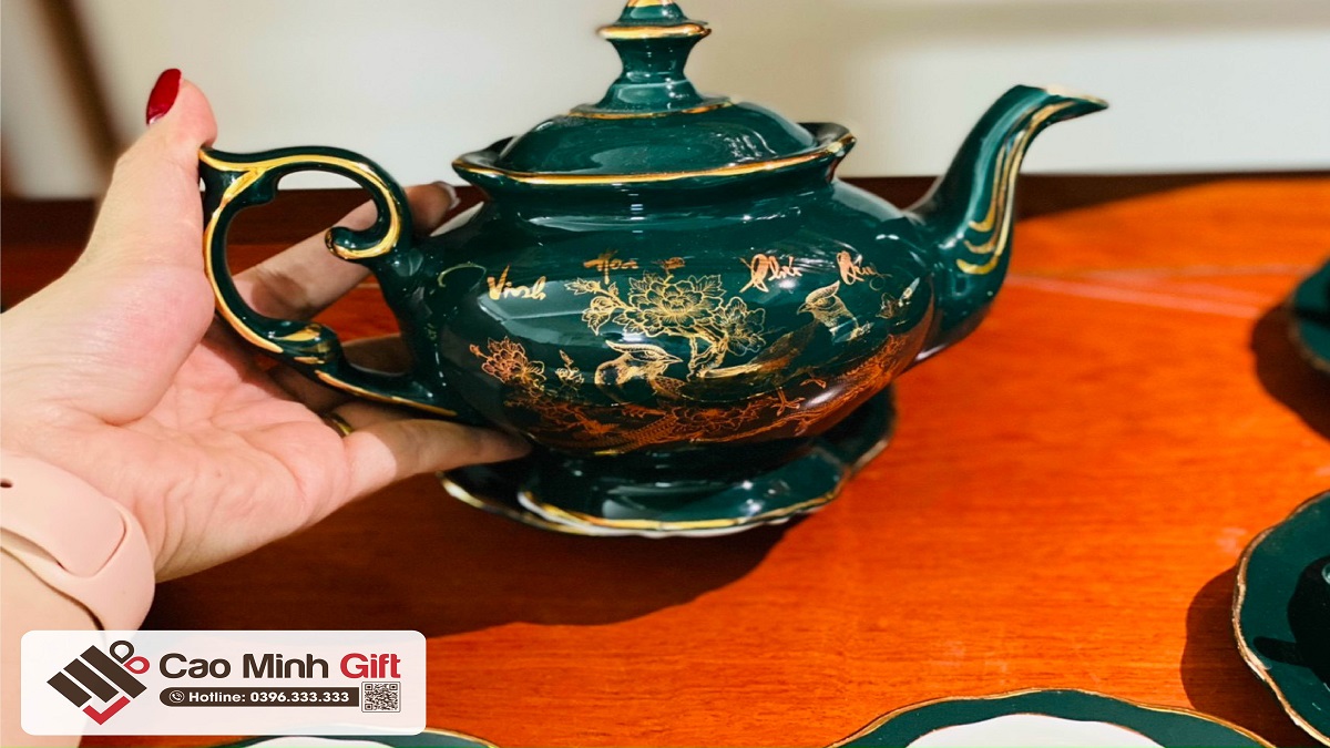 Giá bộ ấm chén Bát Tràng