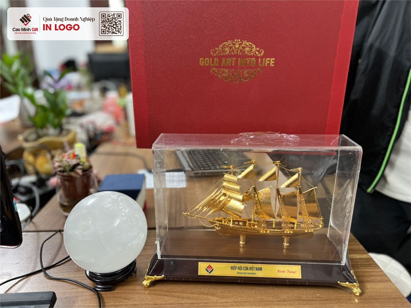 quà tặng mạ vàng 24K