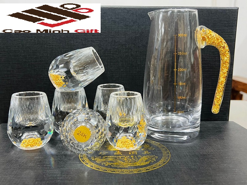 Bộ bình nước thủy tinh vàng 24k
