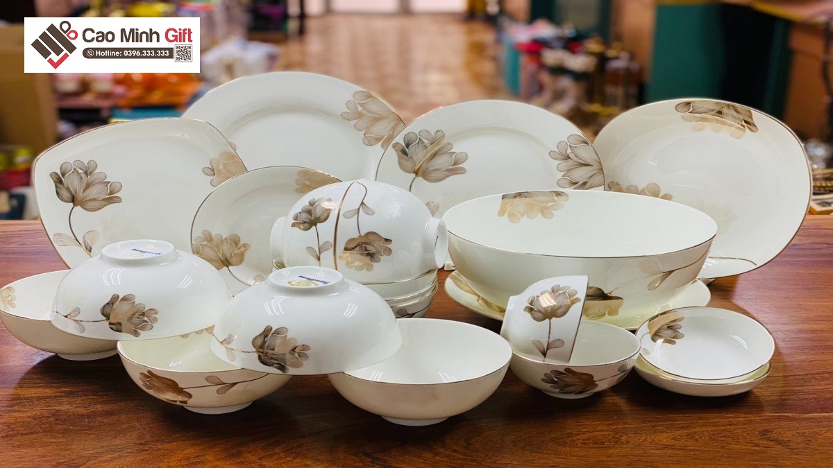 Bộ bát sứ xương viền vàng