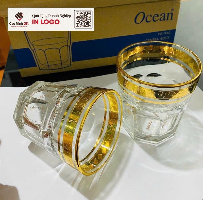 Cốc thuỷ tinh khảm vàng