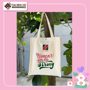 Túi vải quà tặng 8/3 cho nhân viên nữ
