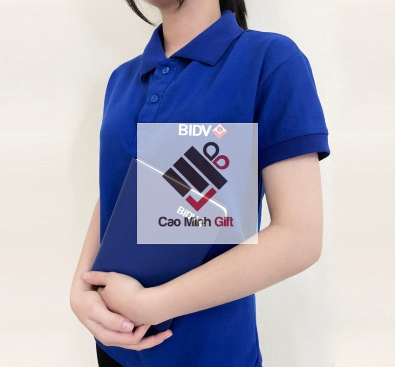 Đồng phục in logo