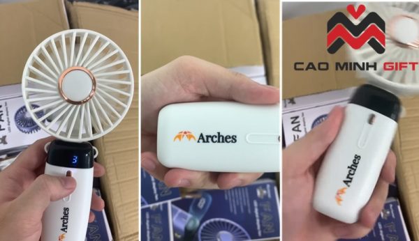 Quạt cầm tay led digital hiển thị thời gian thực in logo Arches