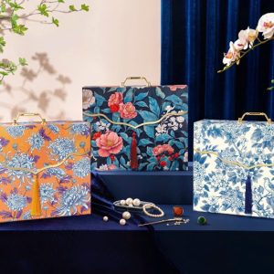 BST Hộp quà Tết "Lụa là'' cao cấp 2025