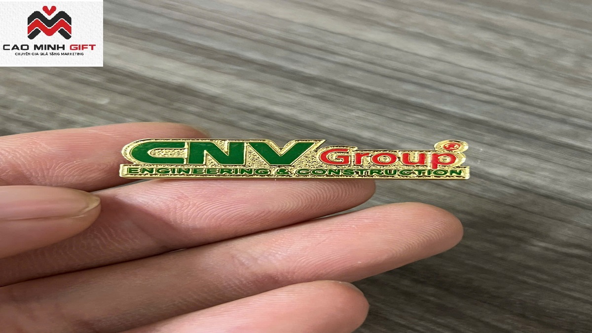 Huy hiệu cài áo in logo