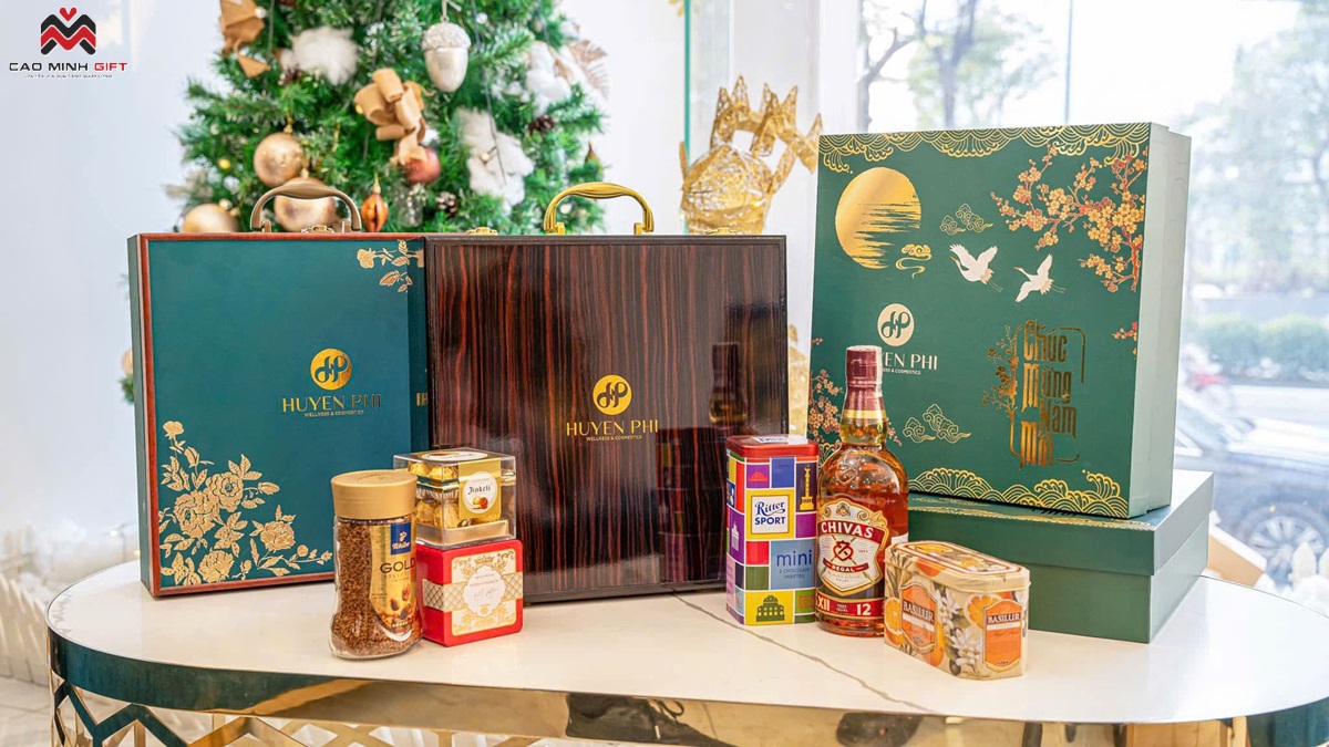 In hộp quà Tết cho doanh nghiệp