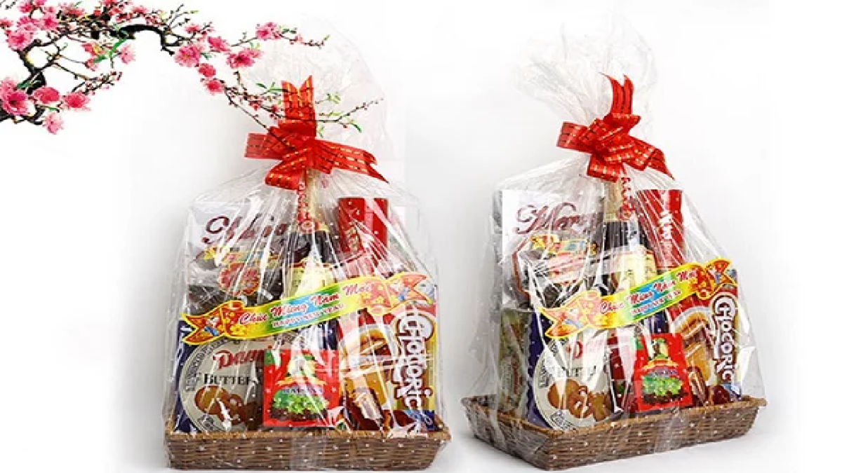 Cách làm giỏ quà Tết đơn giản mà đẹp