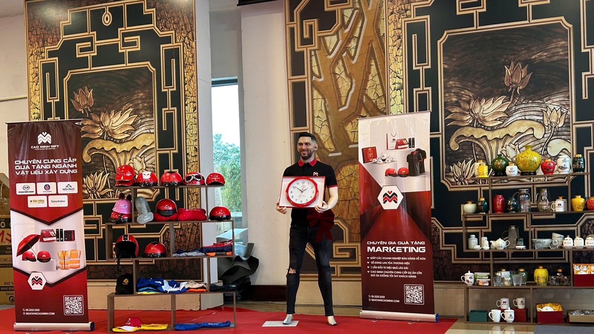 Lời cảm ơn quý khách hàng đã tới tham dự triển lãm Vietbuild 2024 cùng Cao Minh gift