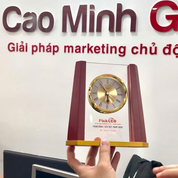 Kỷ niệm chương đồng hồ Pickleball CEO Việt Nam