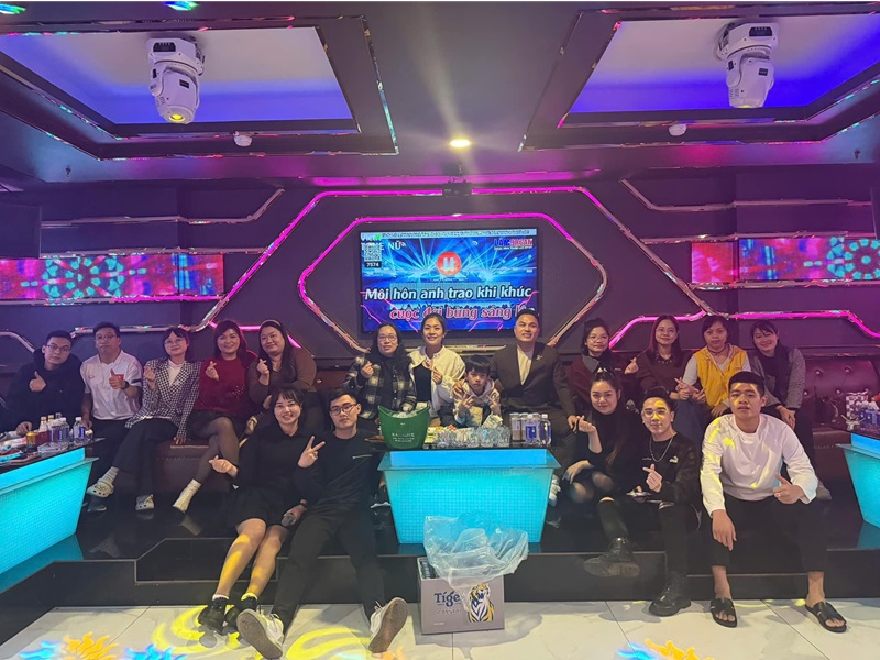 End Year Party Cao Minh gift 2024
