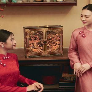 Top 3 mẫu vỏ hộp đựng quà Tết sang trọng 2025 dành cho doanh nghiệp