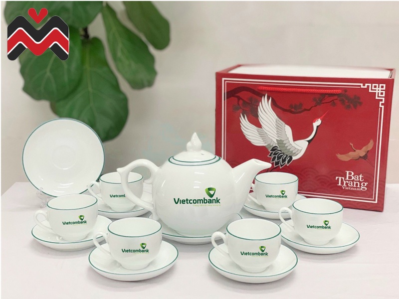 Ấm chén Bát Tràng in logo