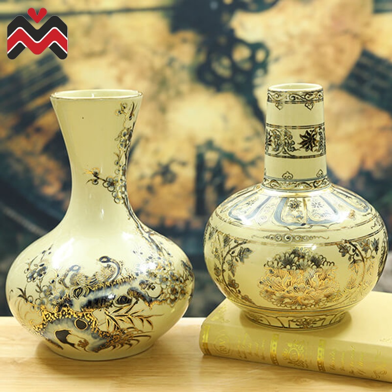 Vẻ đẹp nghệ thuật từ lọ hoa Chu Đậu