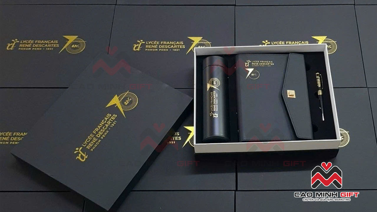 Quà tặng in logo độc quyền: Nâng tầm nhận diện thương hiệu