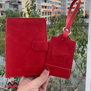 Bao da hộ chiếu kèm tag