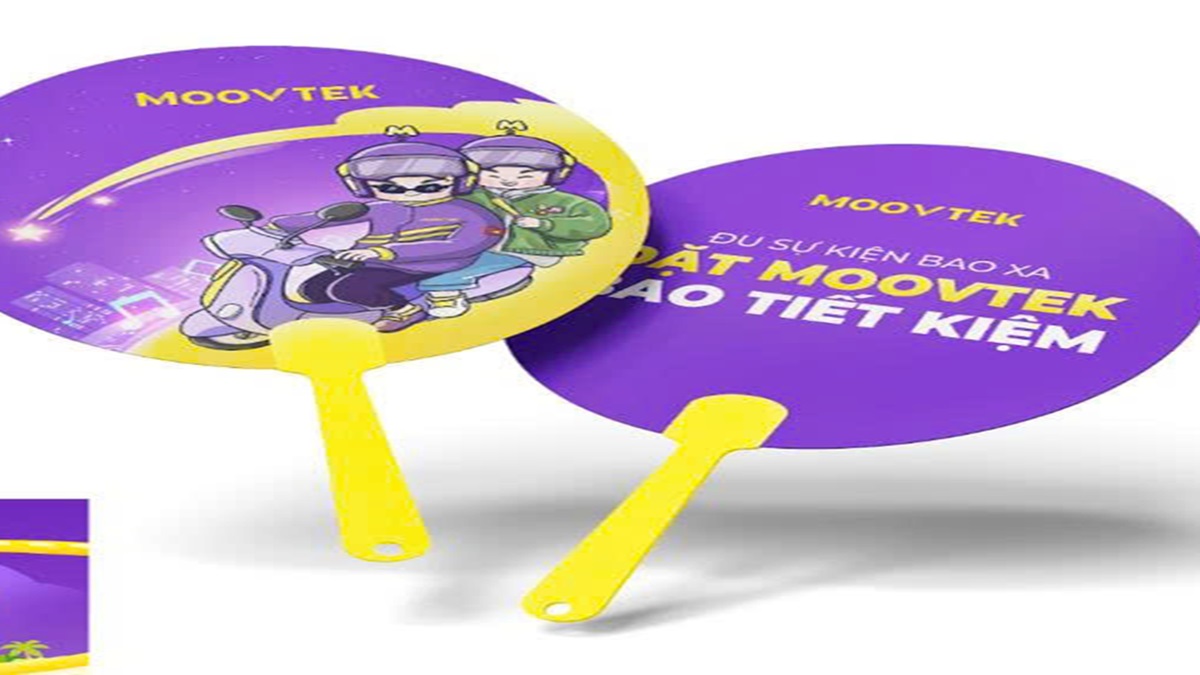 Quạt nhựa cầm tay