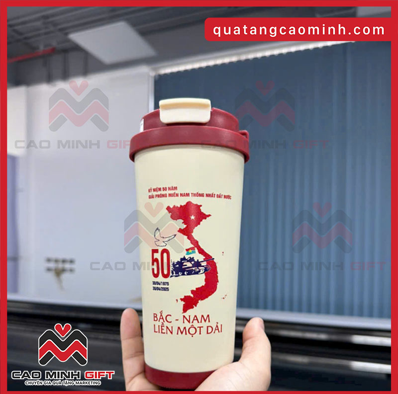 Ly giữ nhiệt in hình theo yêu cầu