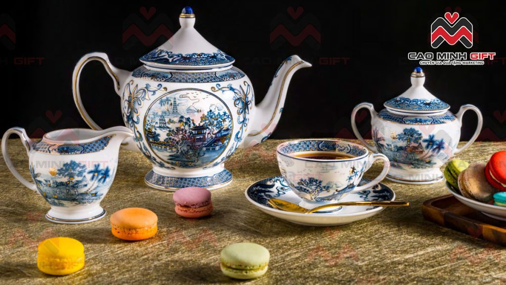 Ấm chén Minh Long cao cấp – Đỉnh cao của nghệ thuật sứ Việt